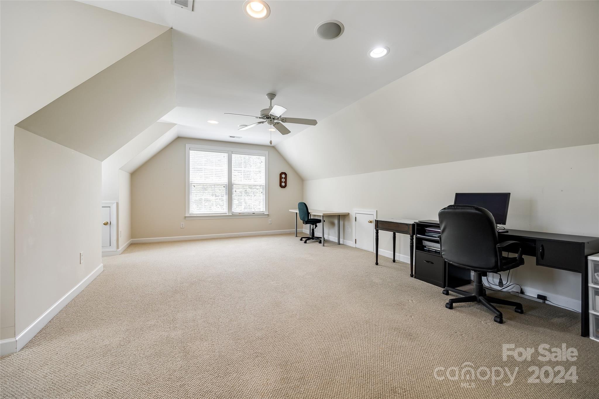 Lake Shore - Residential