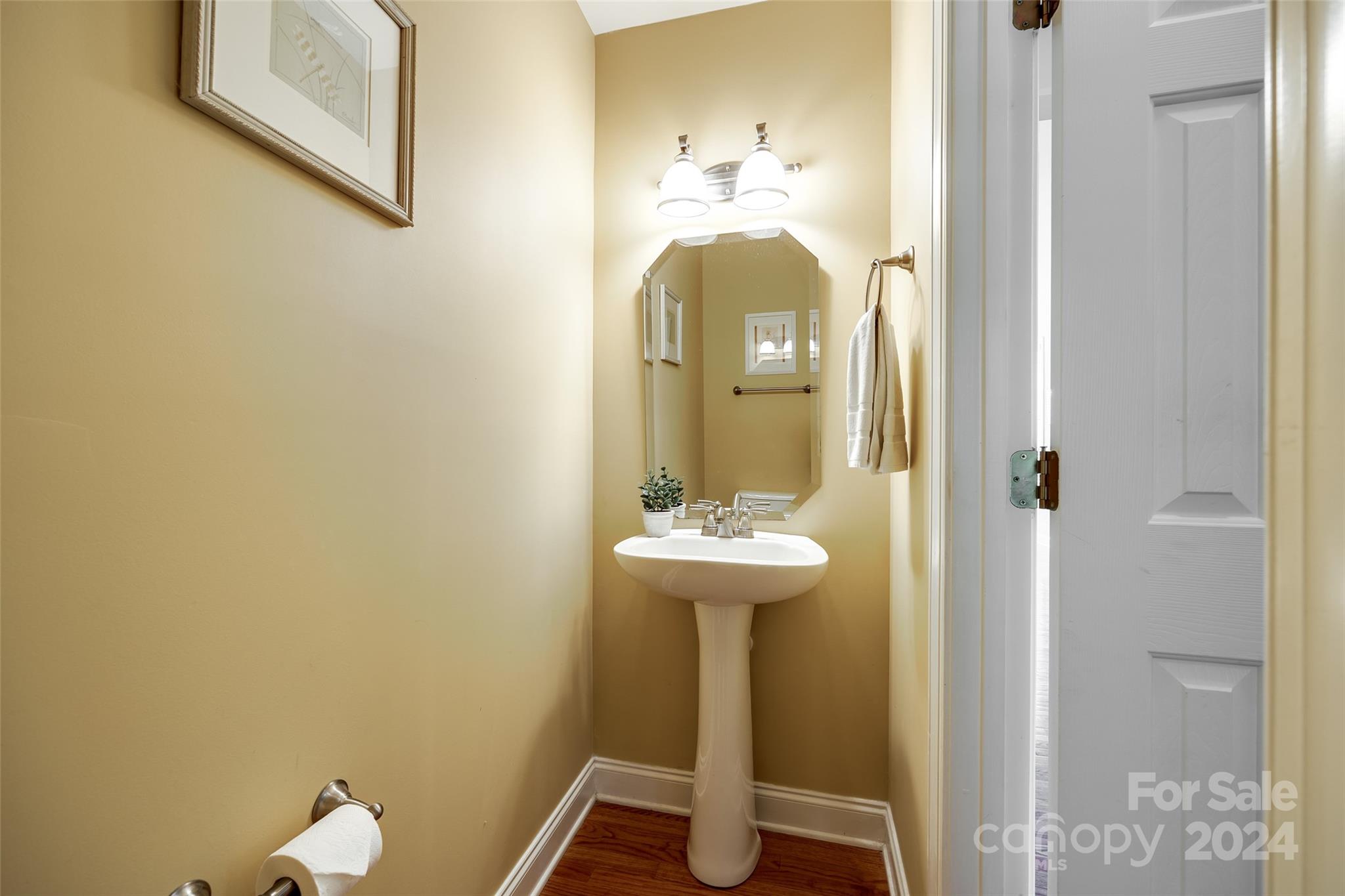 Lake Shore - Residential