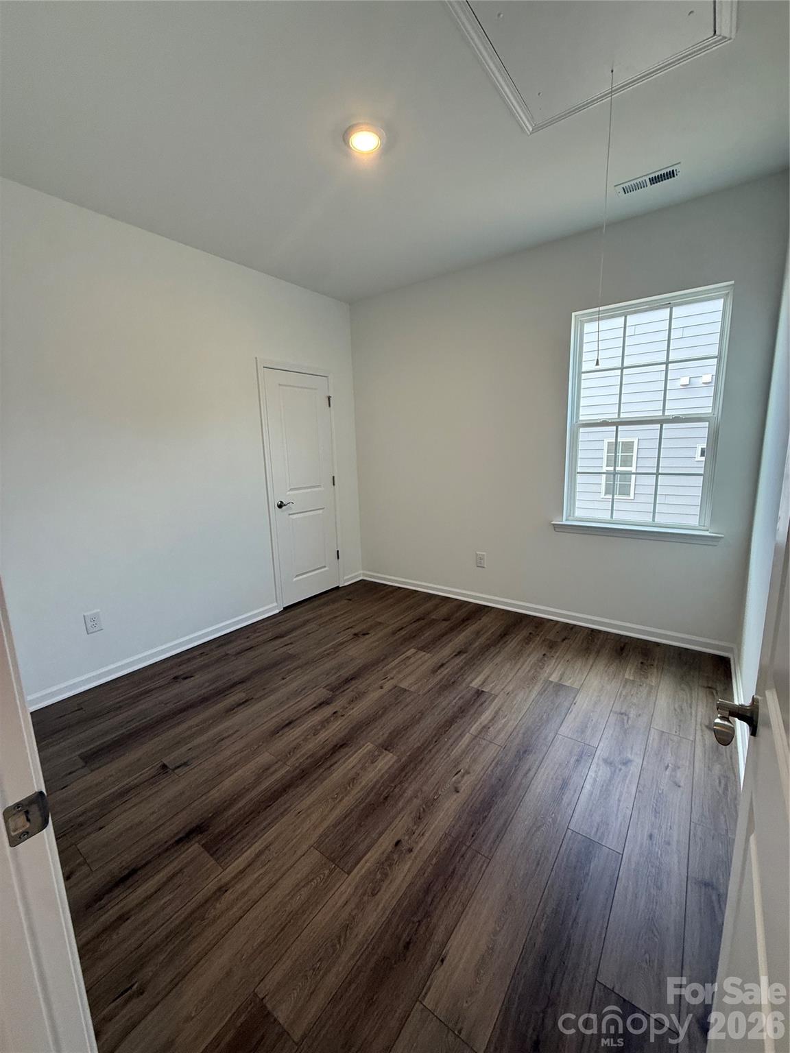 Roselyn - Residential