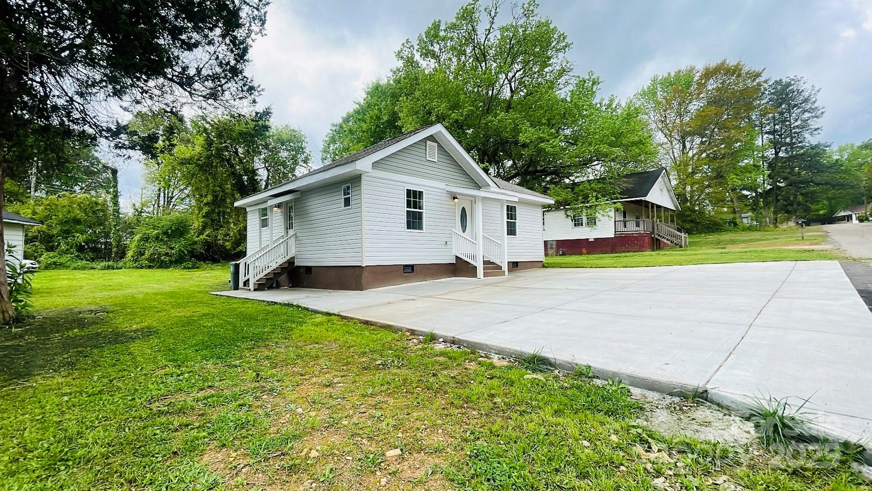 393 Cherry Street