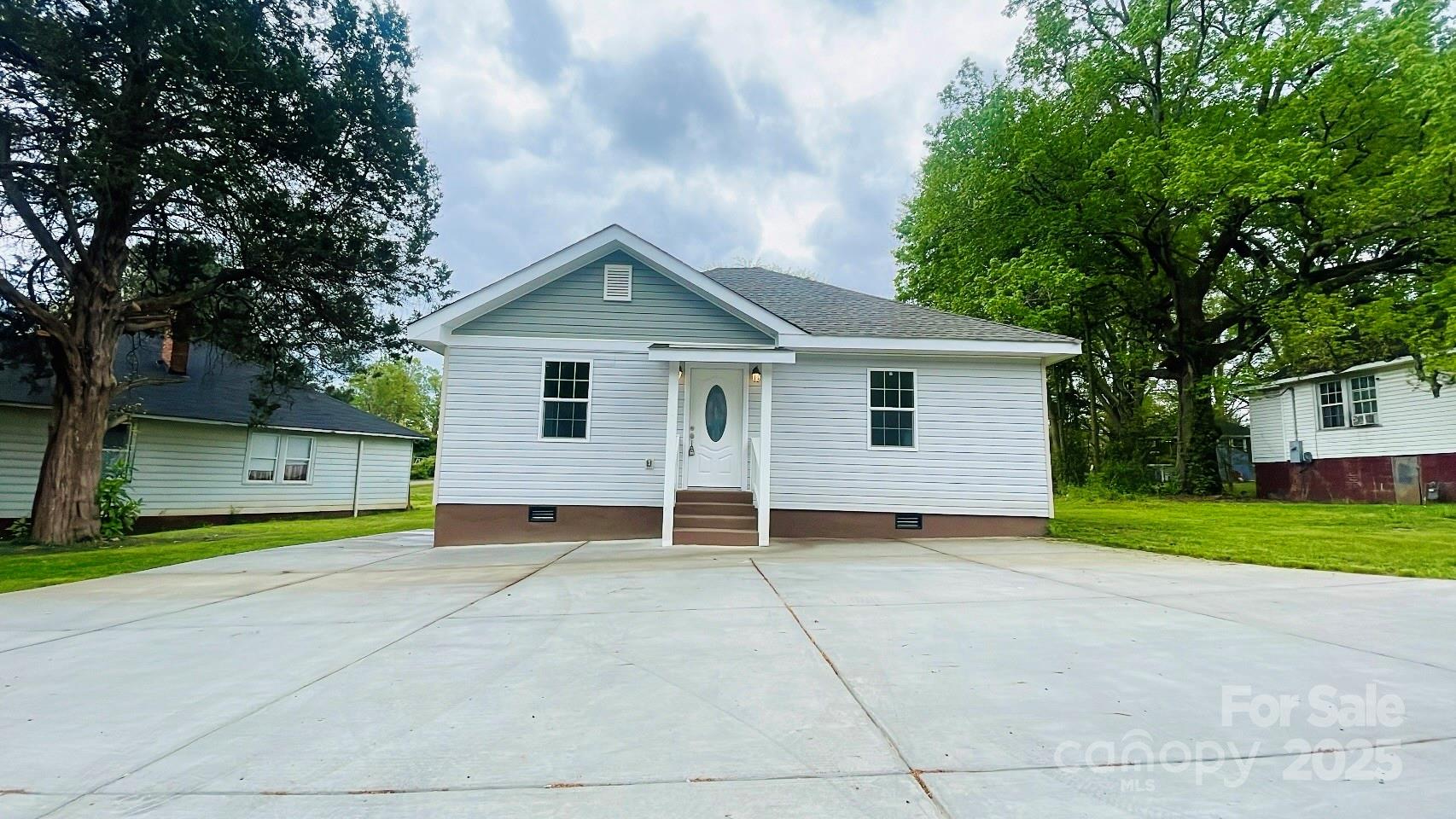 393 Cherry Street