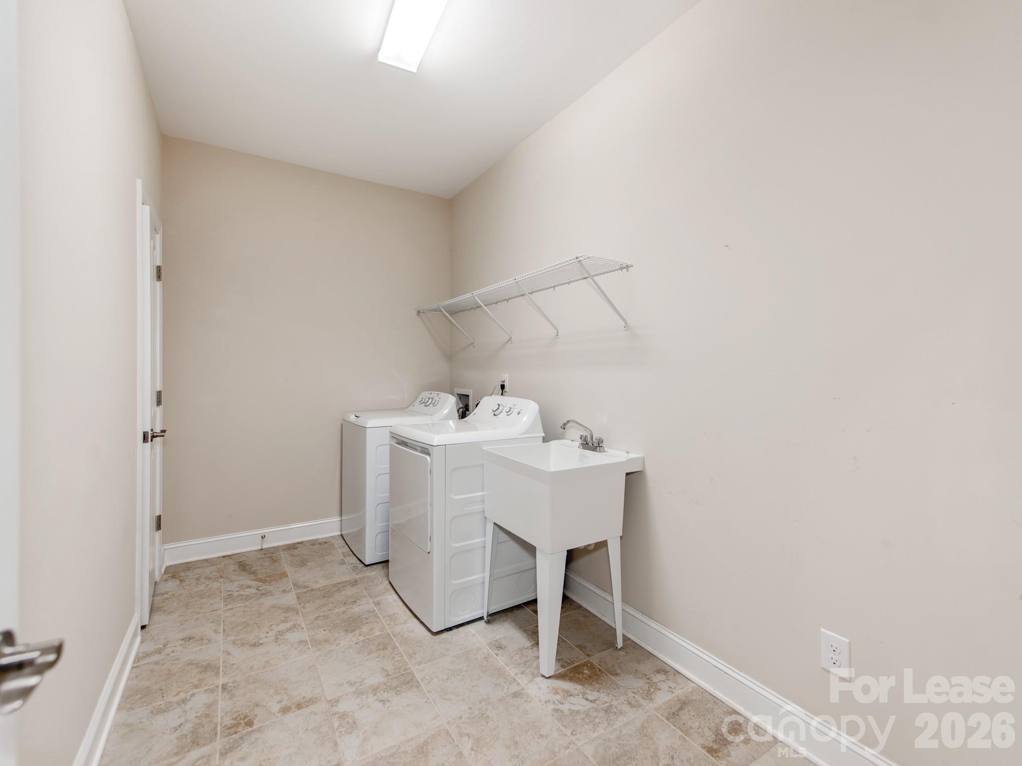 The Courtyards of Huntersville - Residential Lease