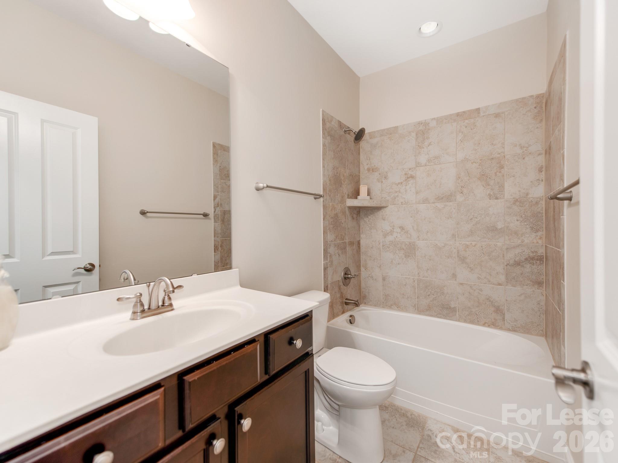 The Courtyards of Huntersville - Residential Lease