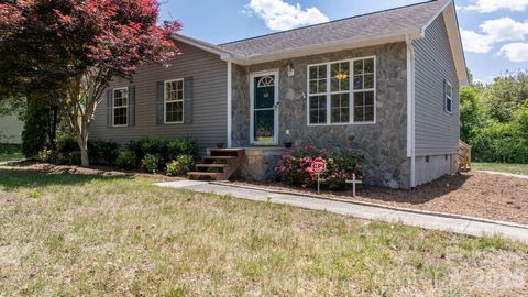 103 1st Avenue NW Hildebran NC 28637