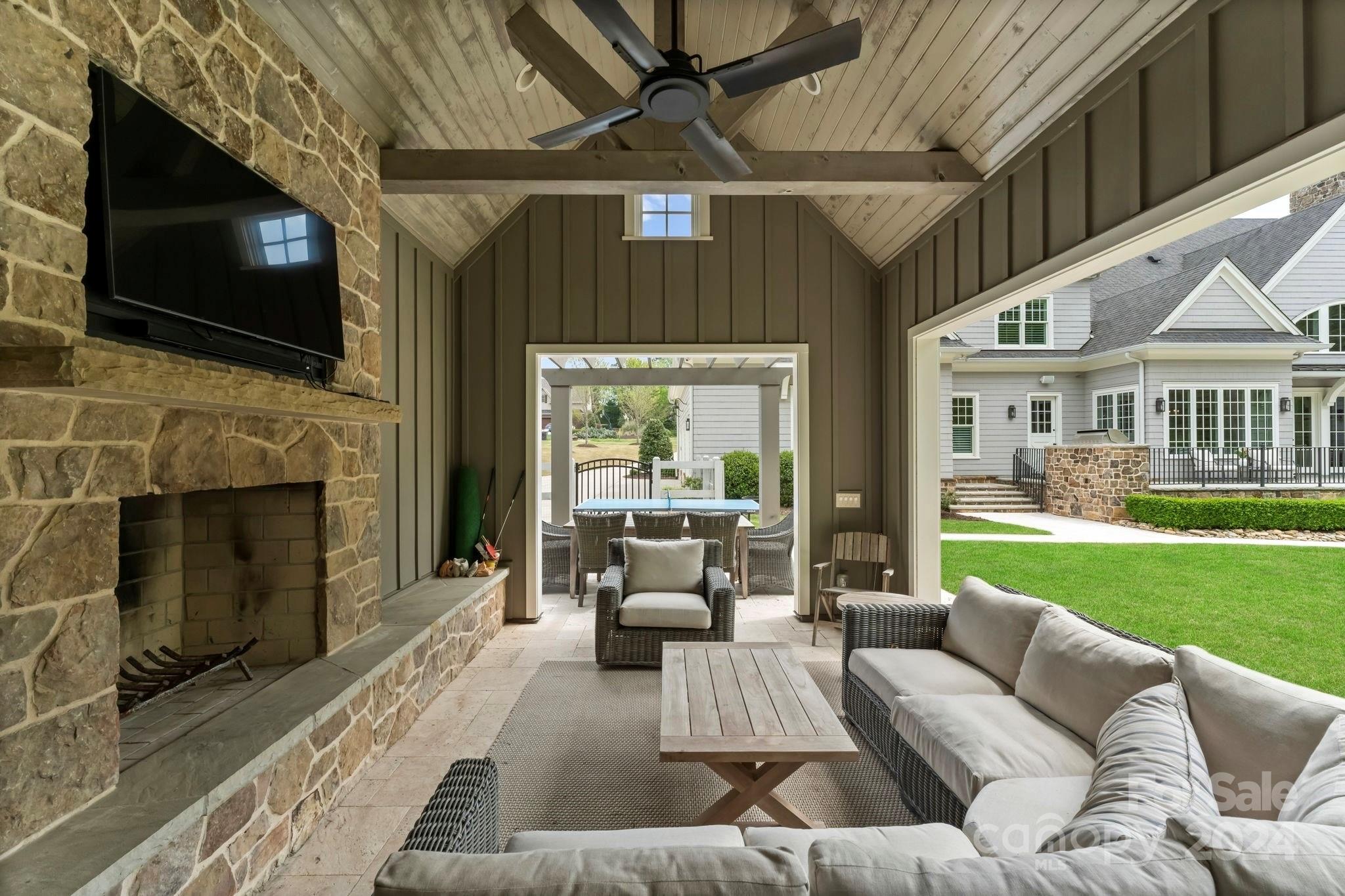 Davidson Equus - Residential