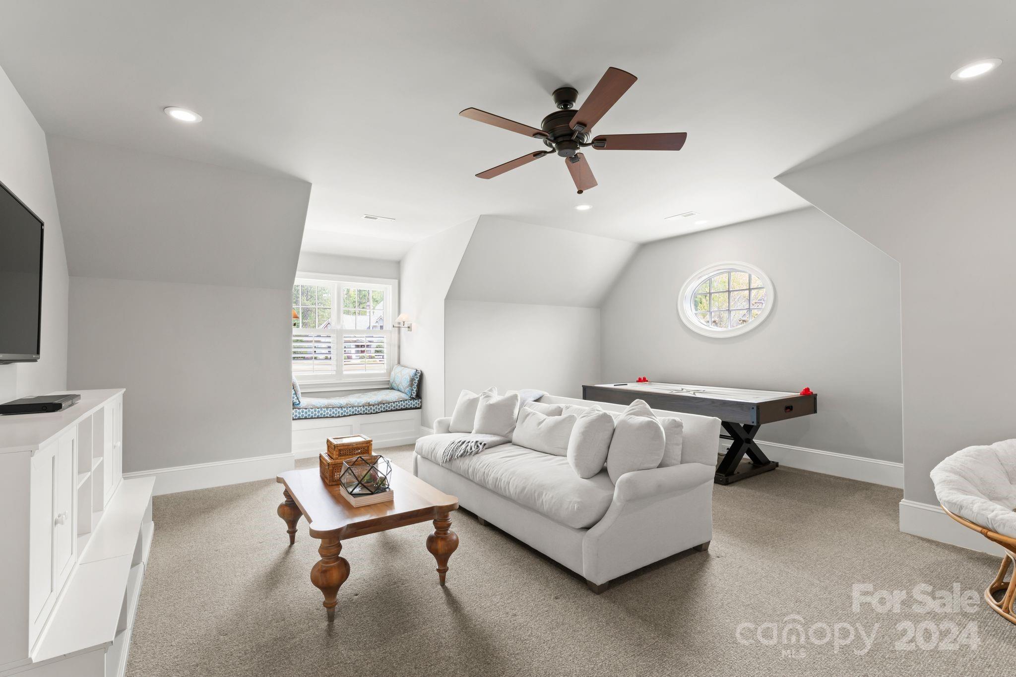 Davidson Equus - Residential