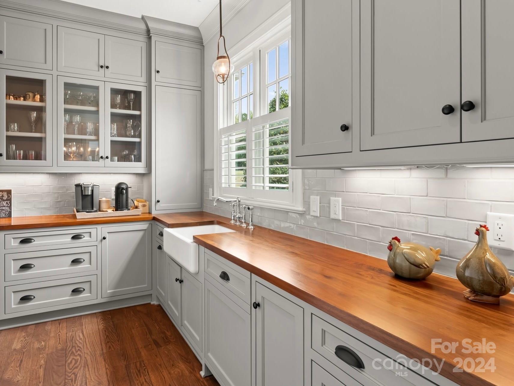 Davidson Equus - Residential