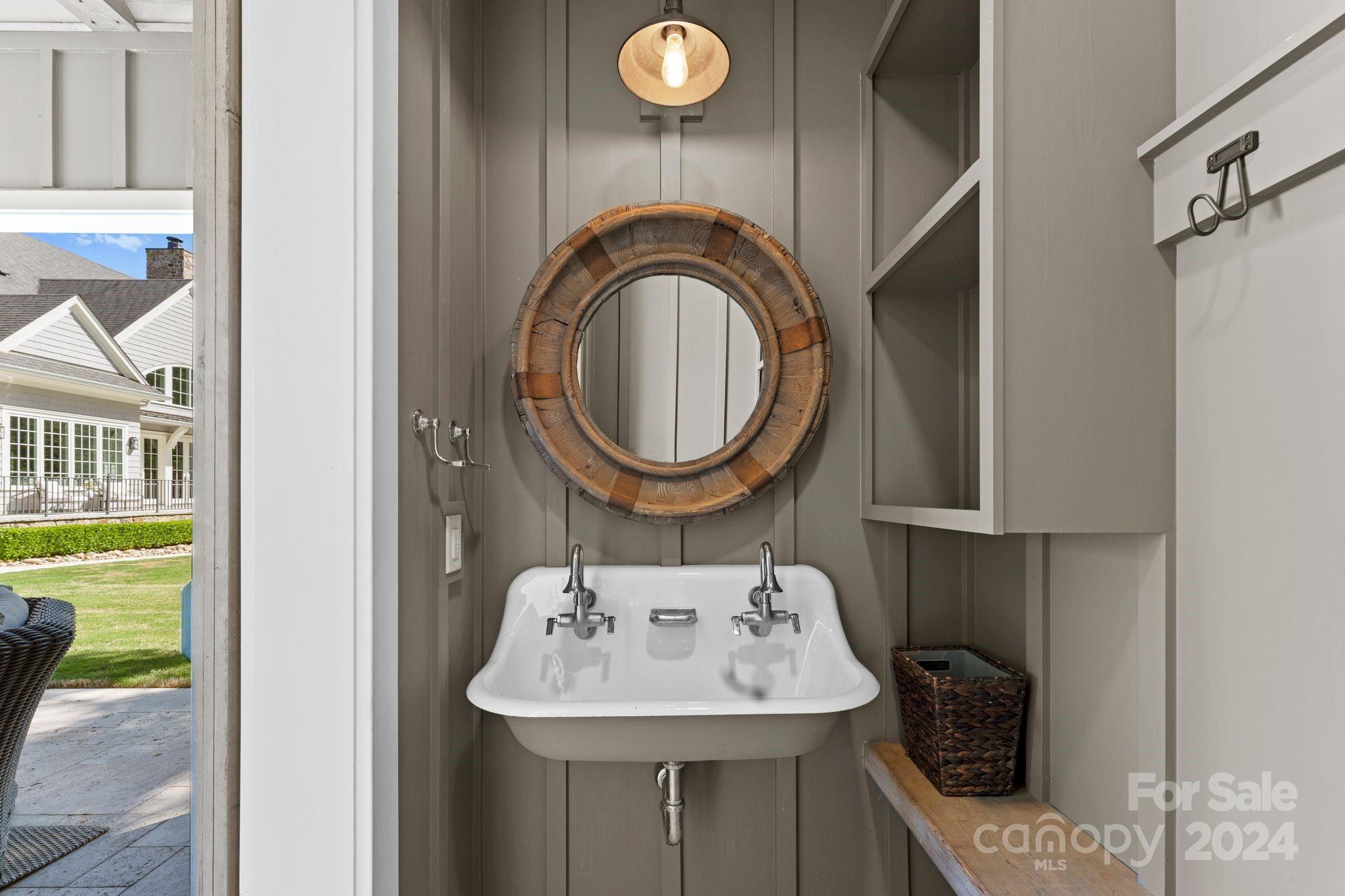 Davidson Equus - Residential