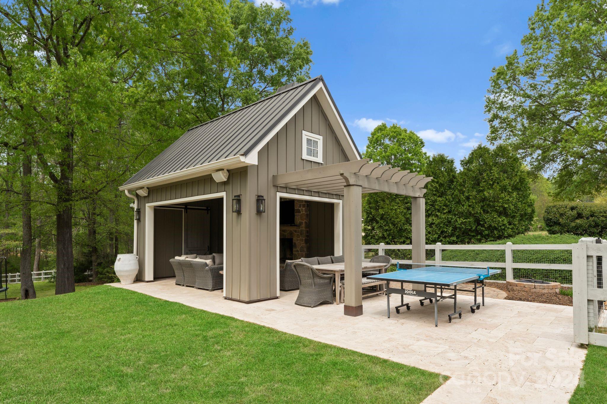 Davidson Equus - Residential