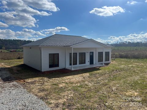 A home in Hendersonville