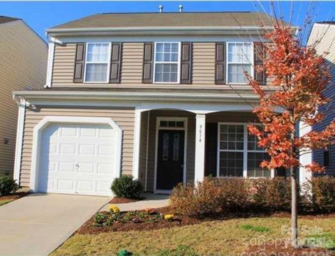 9614 Turning Wheel Drive Charlotte NC 28214