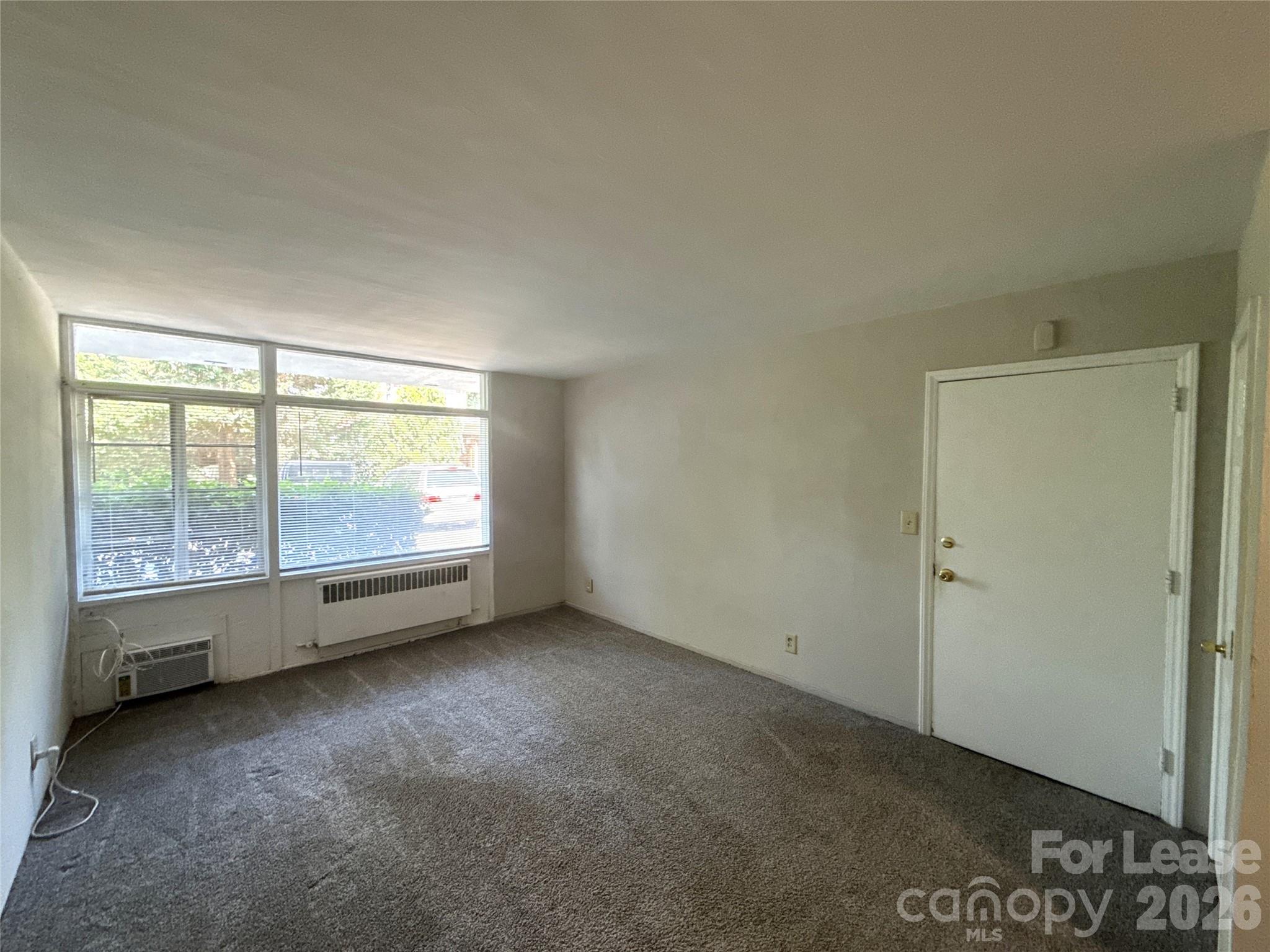 2126 E Seventh Street 102