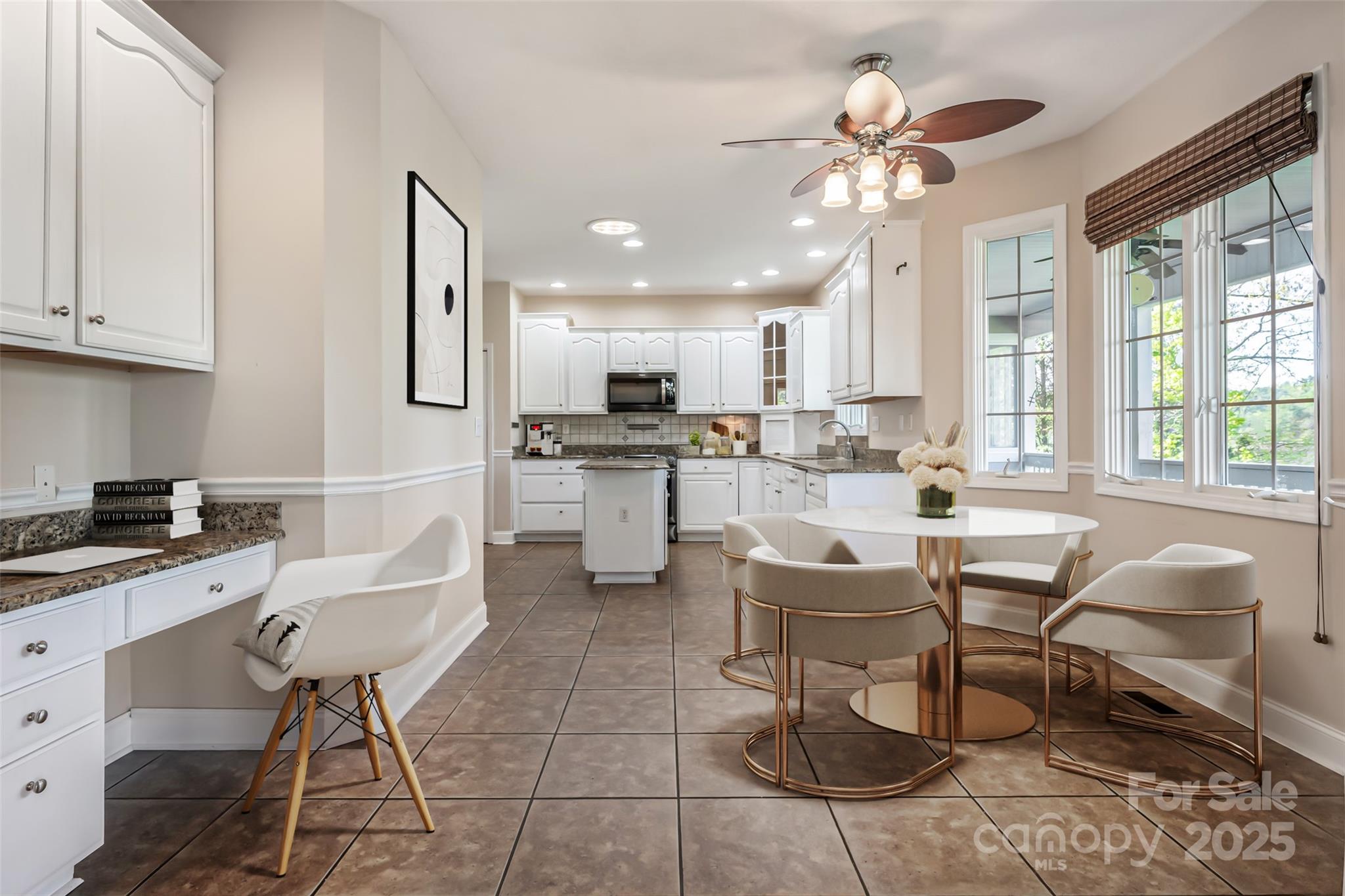 8 Scarlet Rdg Lane