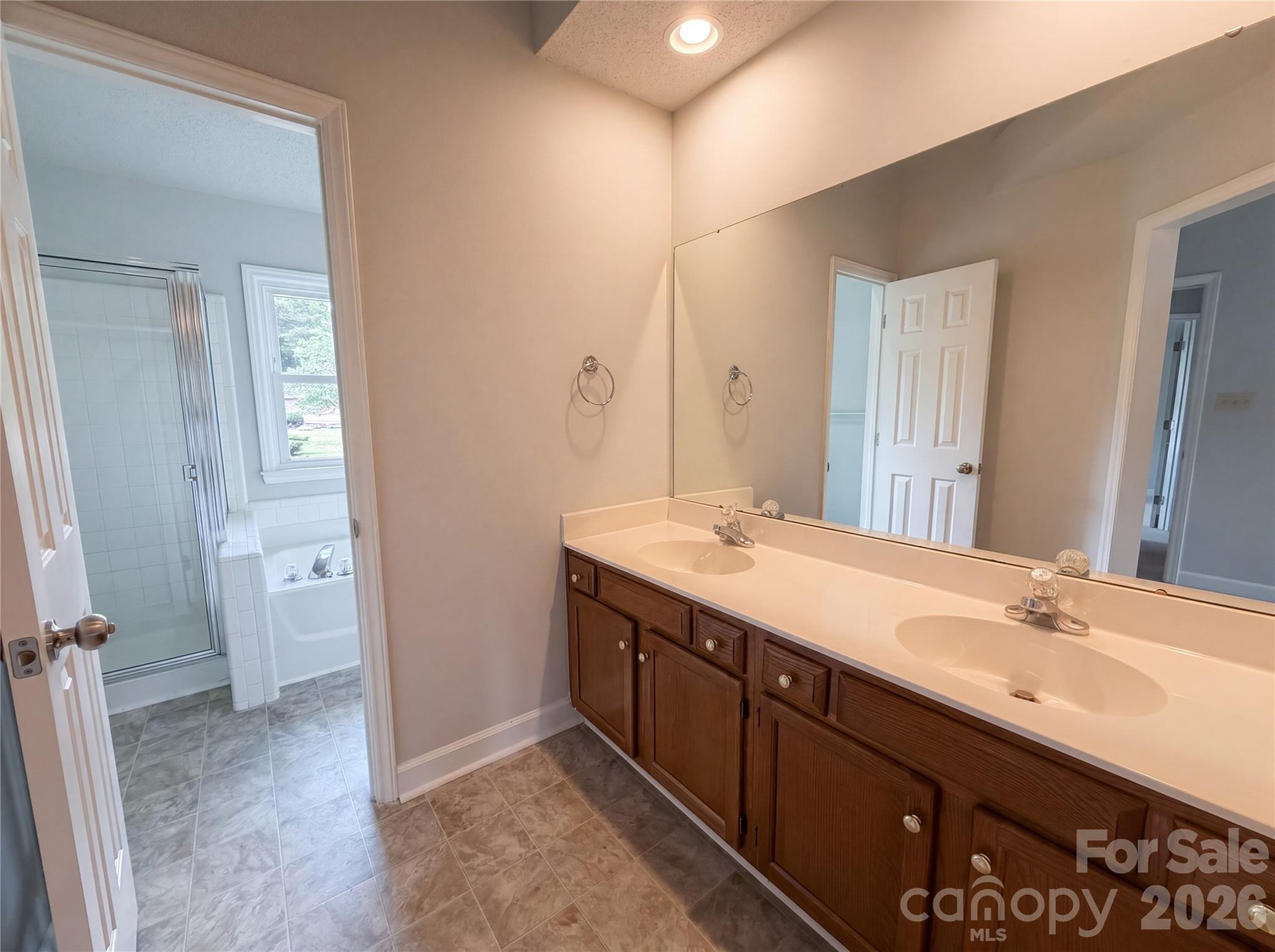 Claiborne Woods - Residential