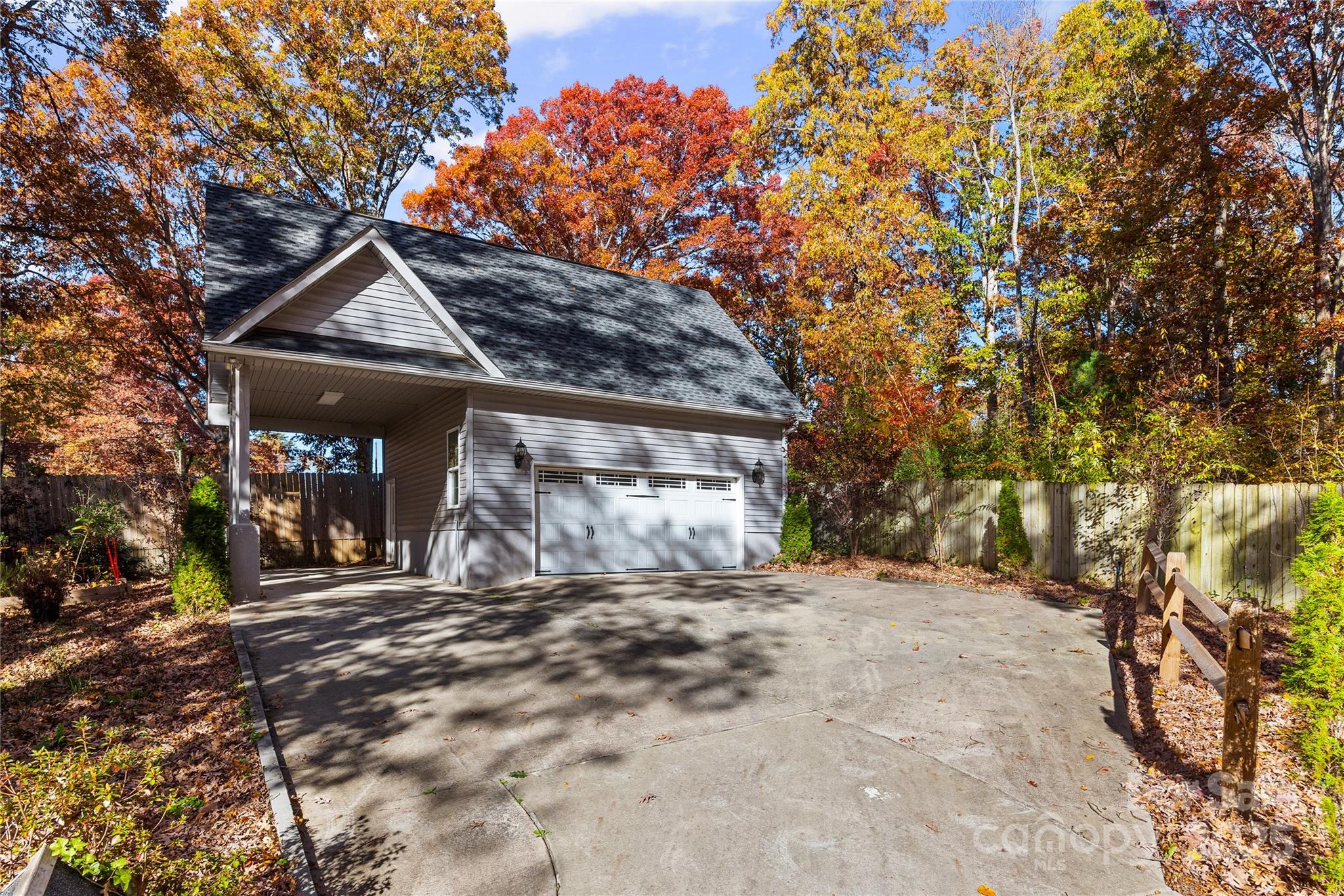 Carowood - Residential