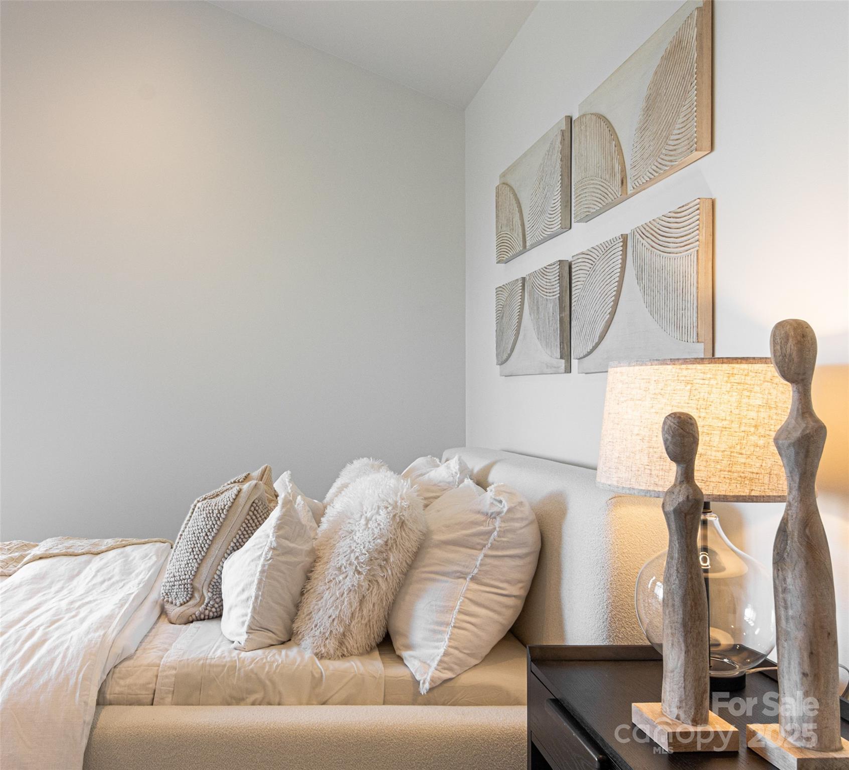 Reynolds Mountain - Residential