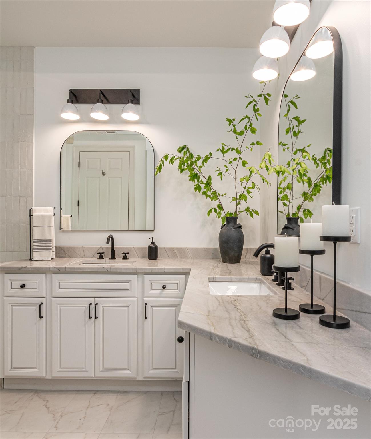 Reynolds Mountain - Residential