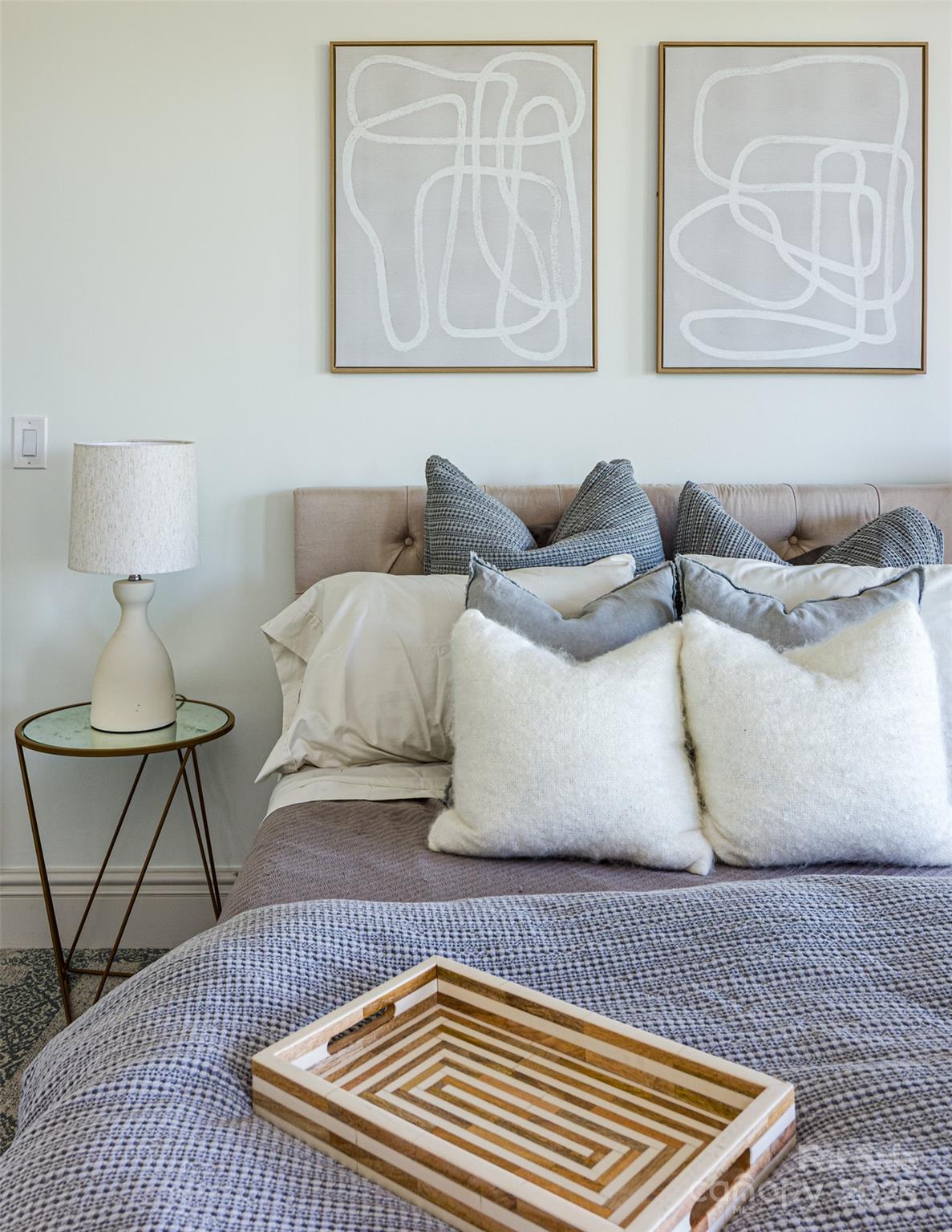 Reynolds Mountain - Residential