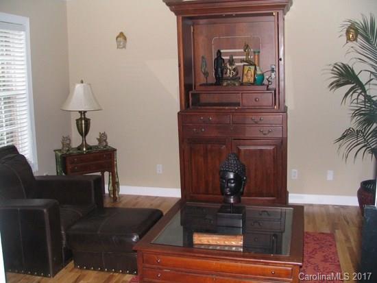 Raintree - Residential Lease