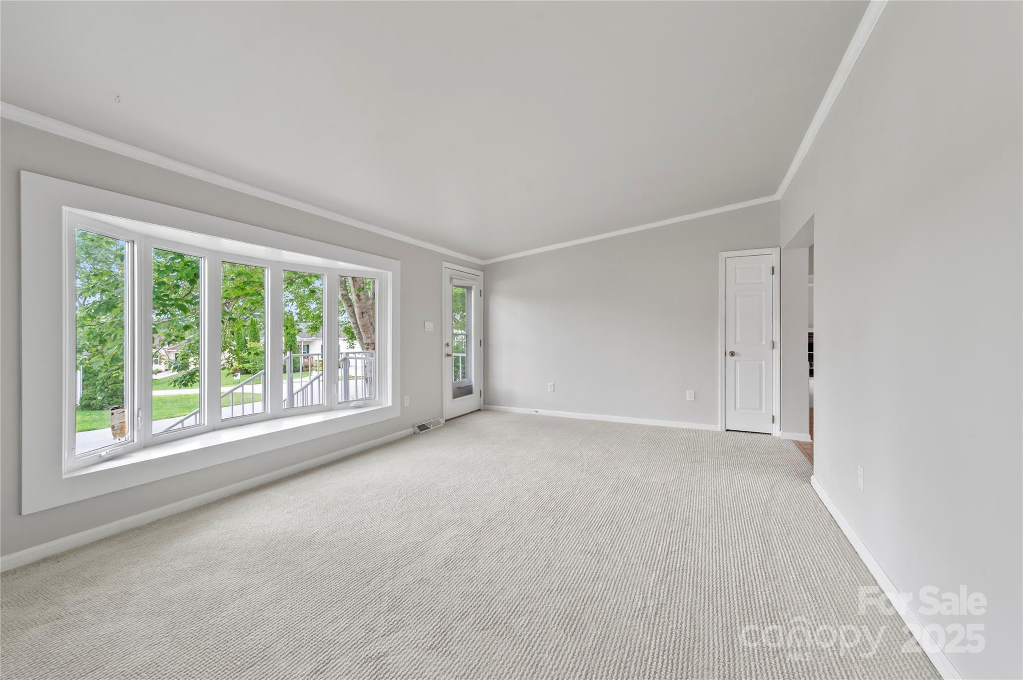 1 N Howard Lane