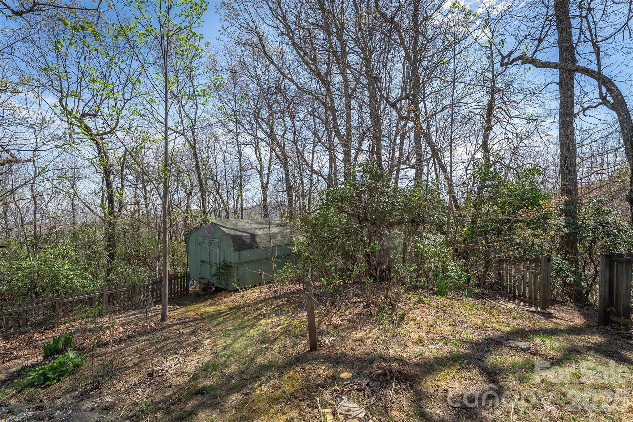 Treehaven - Residential