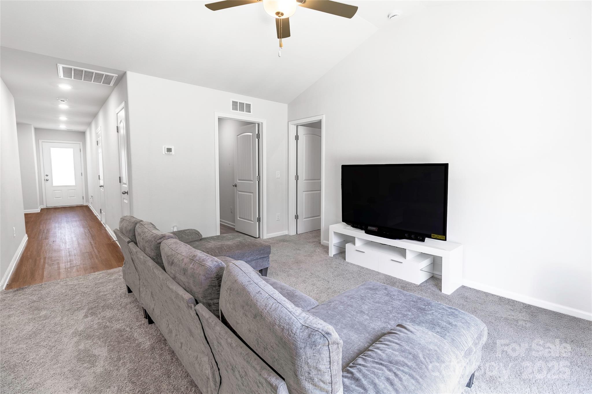 Knights Bridge - Residential