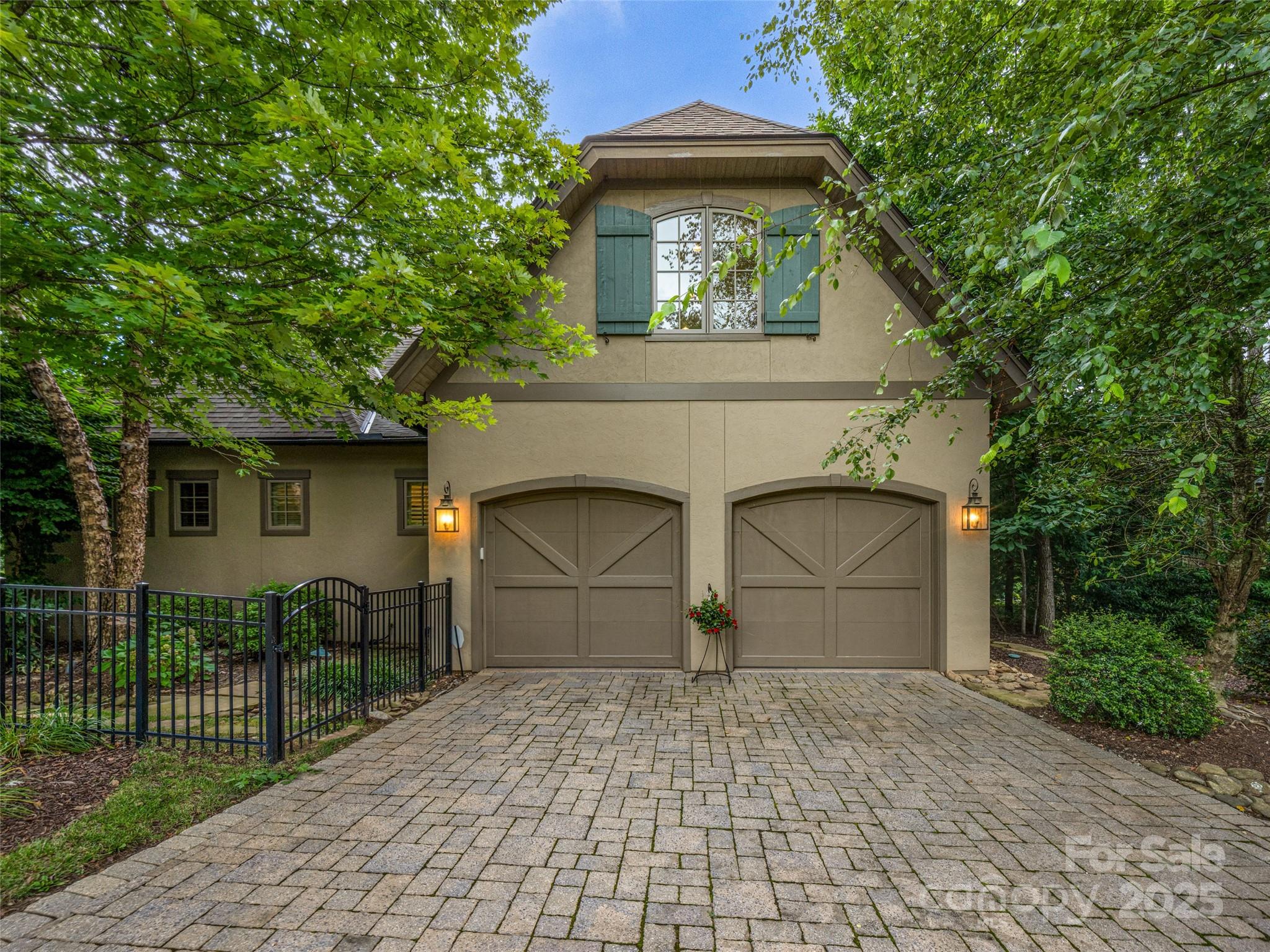 The Cliffs at Walnut Cove - Residential