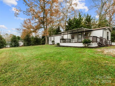 A home in Hendersonville