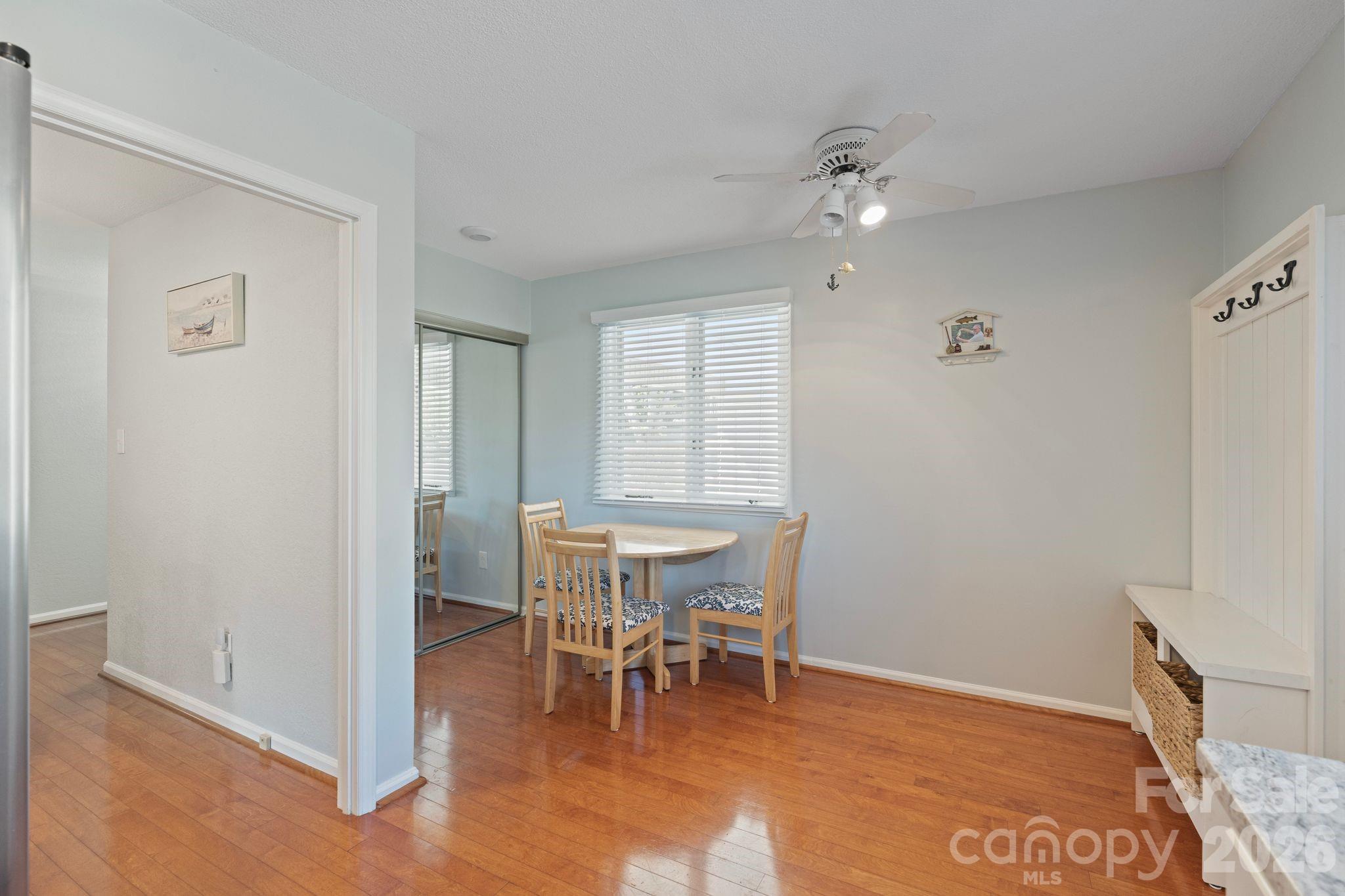 Knolls Point - Residential