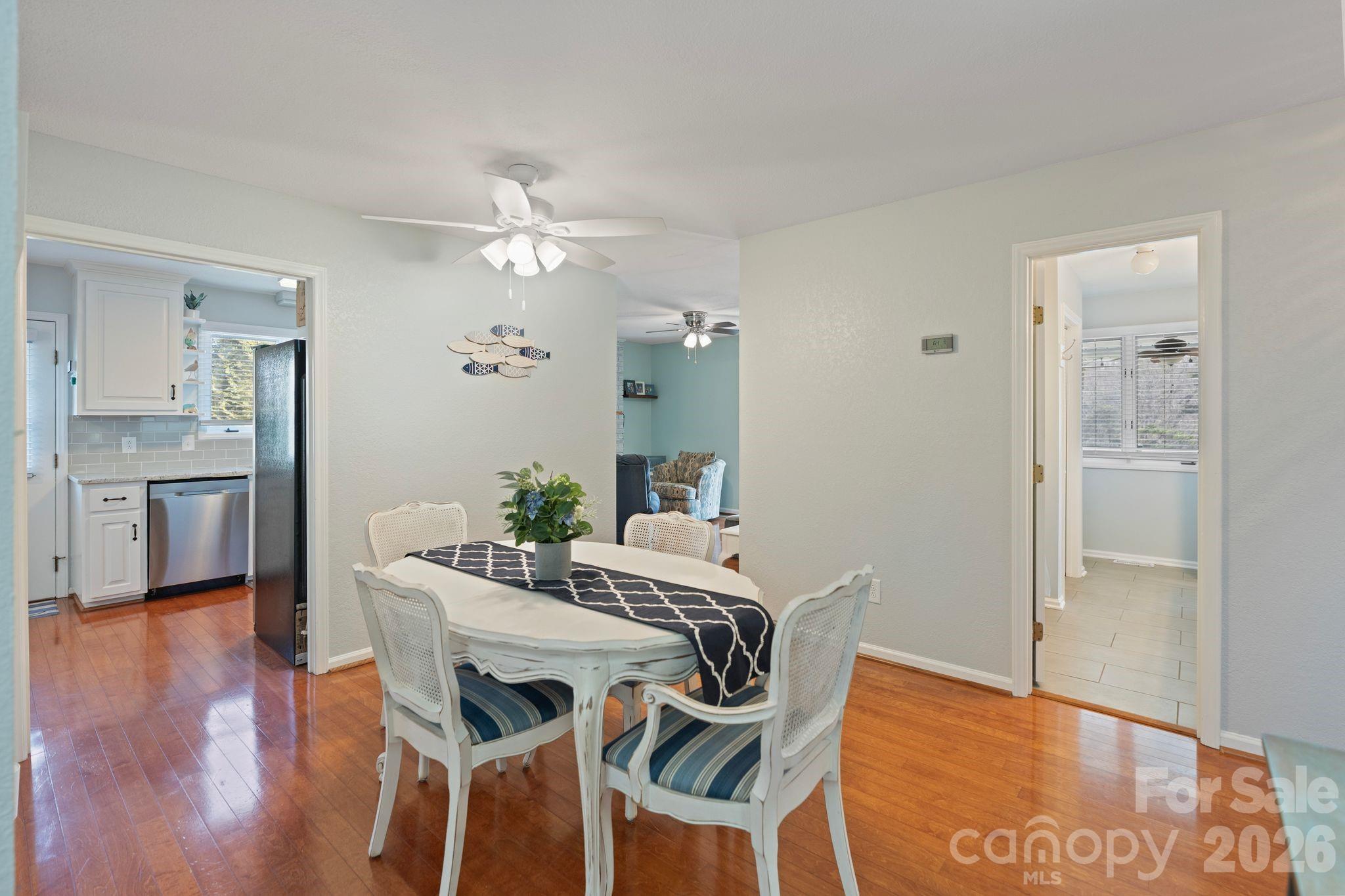 Knolls Point - Residential