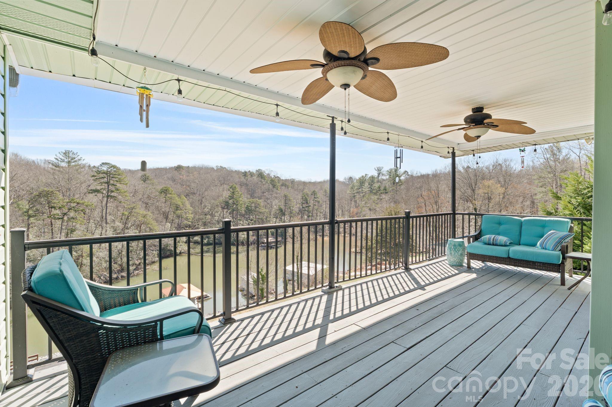 Knolls Point - Residential