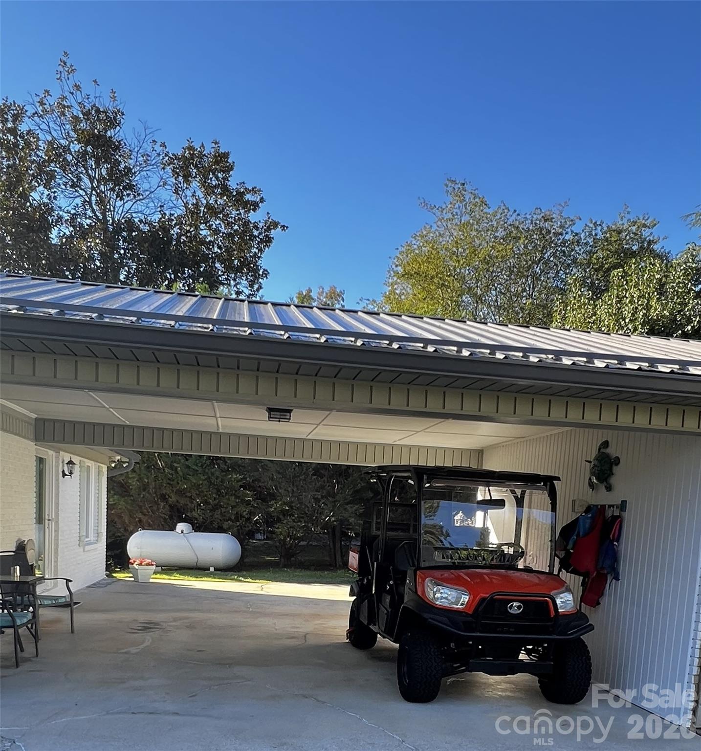 Knolls Point - Residential
