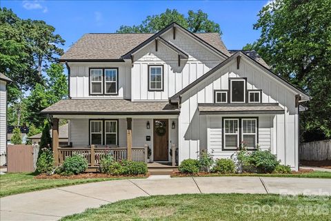 Photo of 1517 Princess Place, Charlotte, NC 28208 (MLS # 4377408)