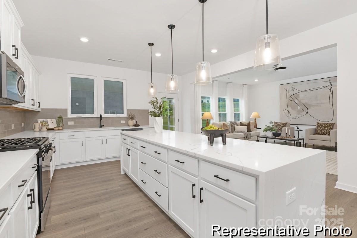 1115 Deseo Drive 2p