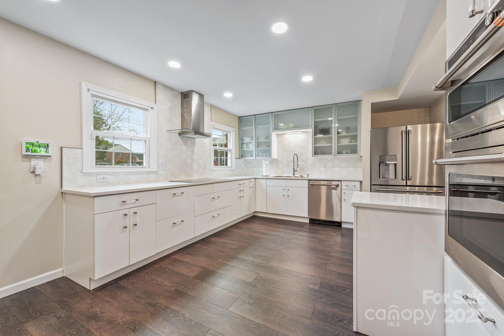 8308 Knights Bridge Road