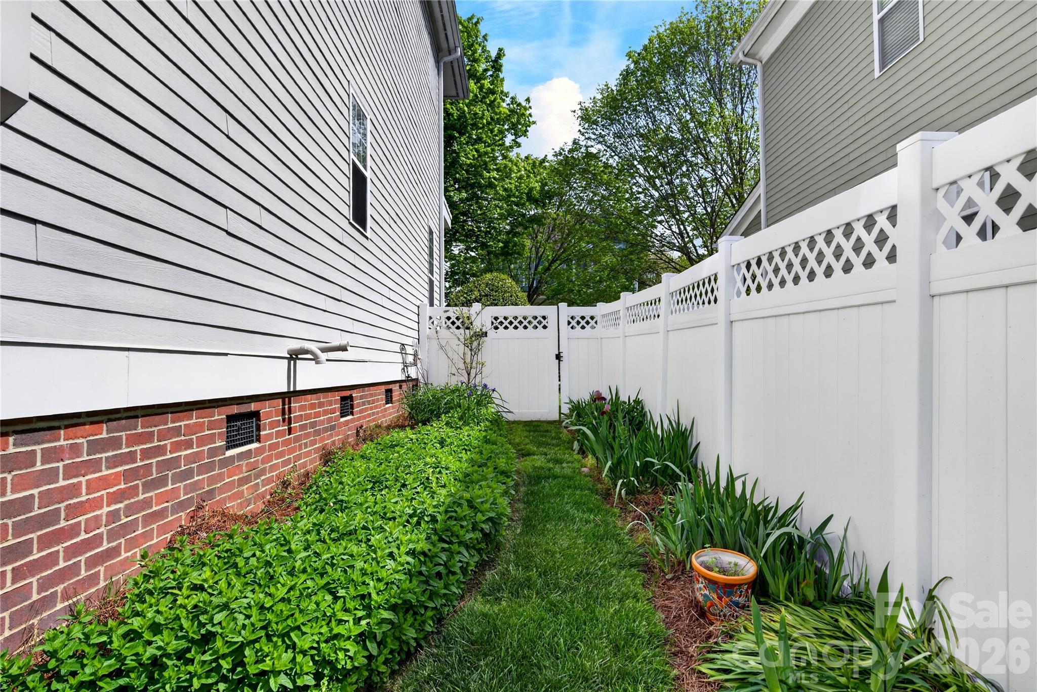 Birkdale Village - Residential