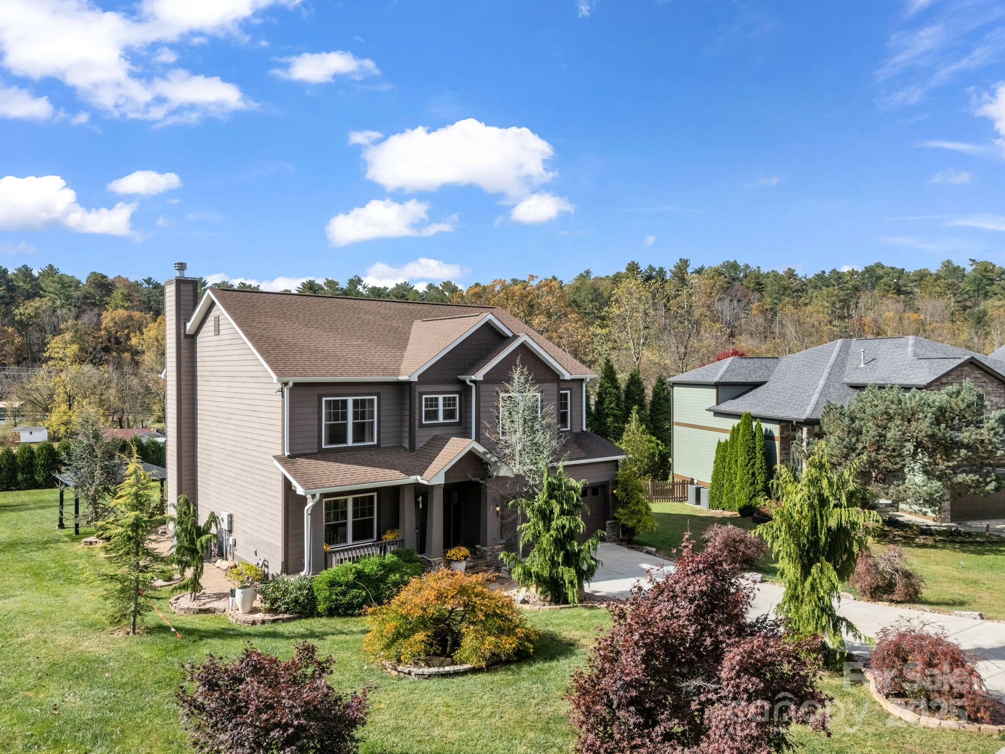 27 Drakes Meadow Lane