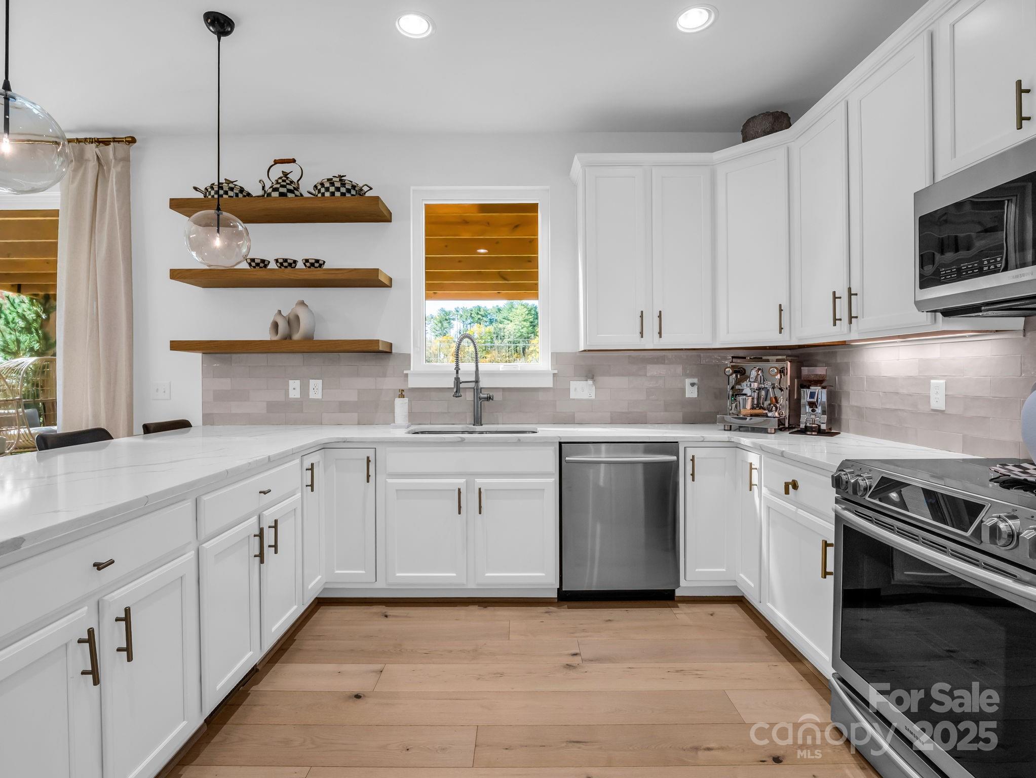 Drakes Meadow - Residential