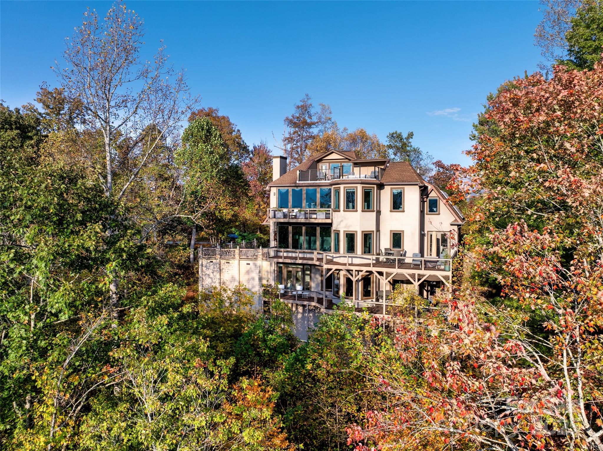 Crest Mountain - Residential