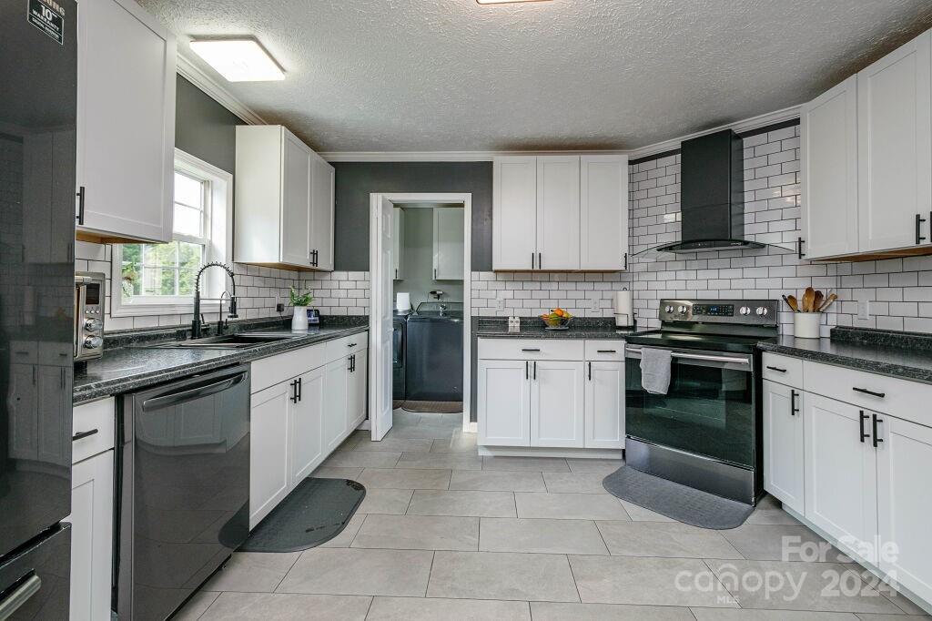 Lone Laurel - Residential