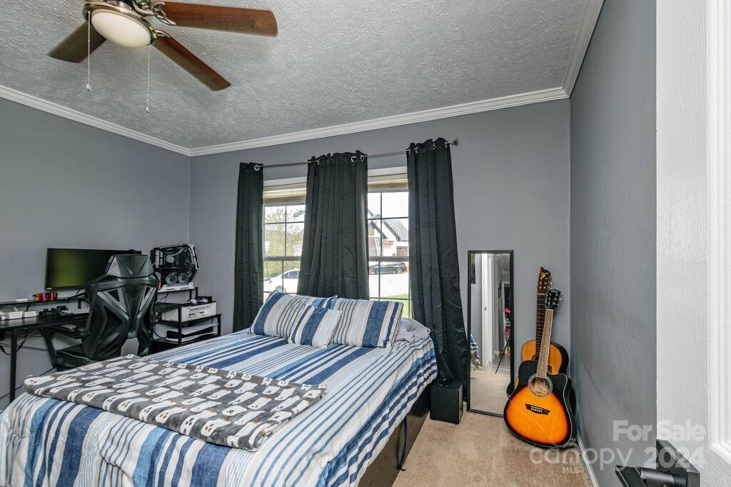 Lone Laurel - Residential