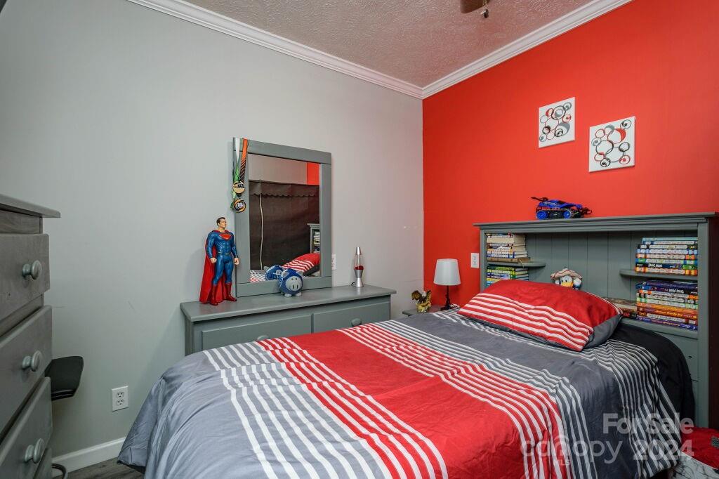 Lone Laurel - Residential