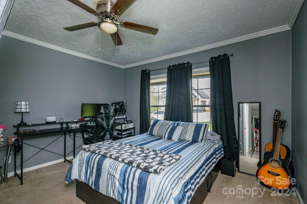 Lone Laurel - Residential