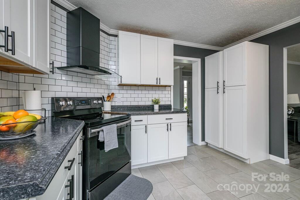 Lone Laurel - Residential