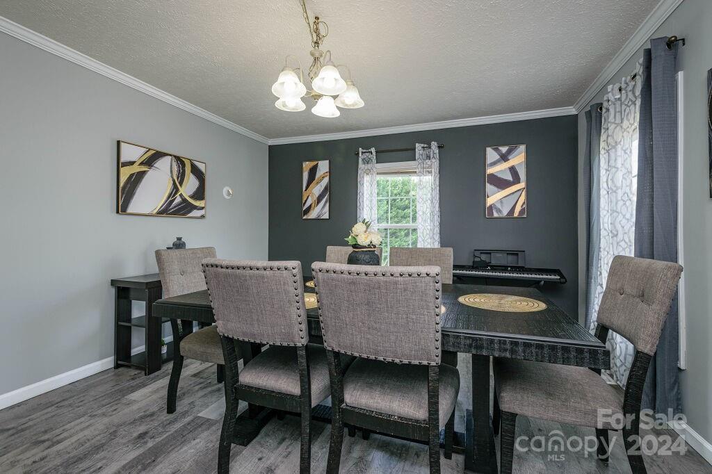 Lone Laurel - Residential