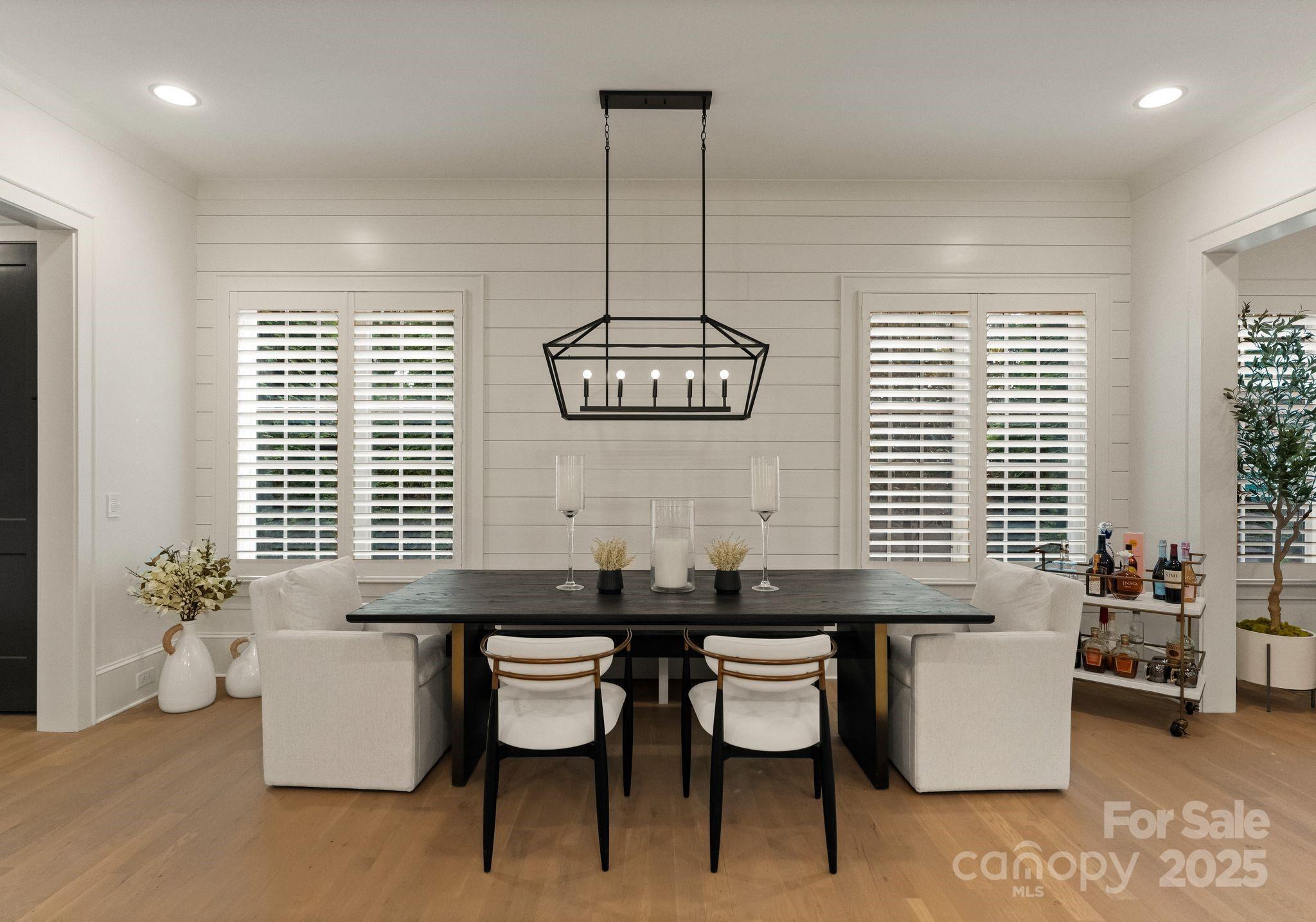 Charlotte, North Carolina 28270, United States, 5 Bedrooms Bedrooms, ,4 BathroomsBathrooms,Residential,Active,151109