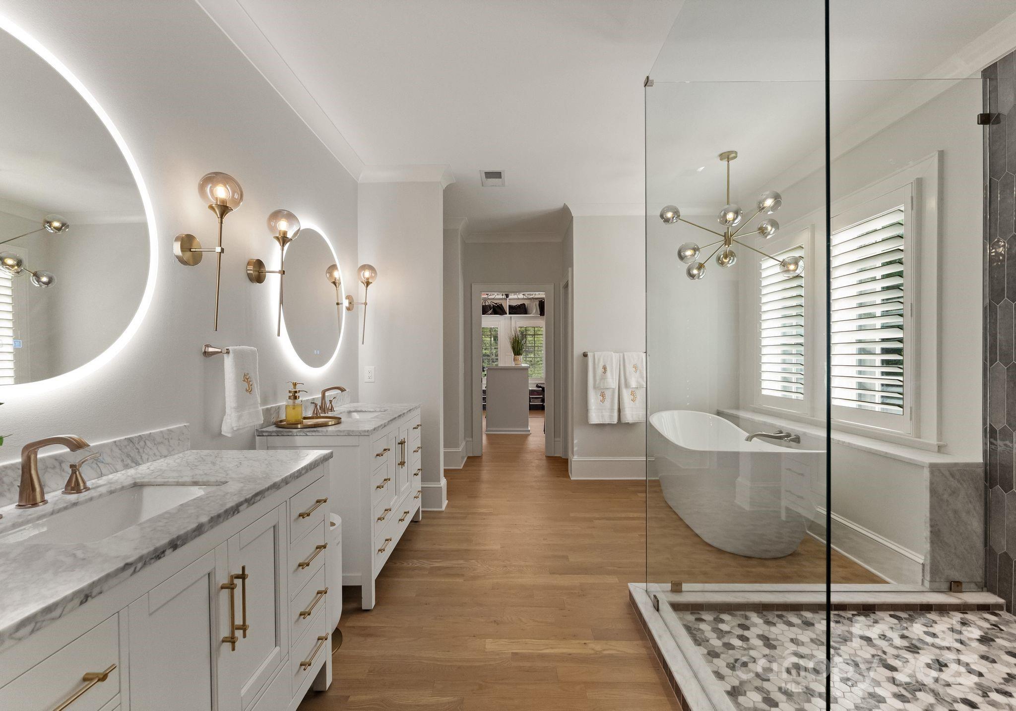 Charlotte, North Carolina 28270, United States, 5 Bedrooms Bedrooms, ,4 BathroomsBathrooms,Residential,Active,151109