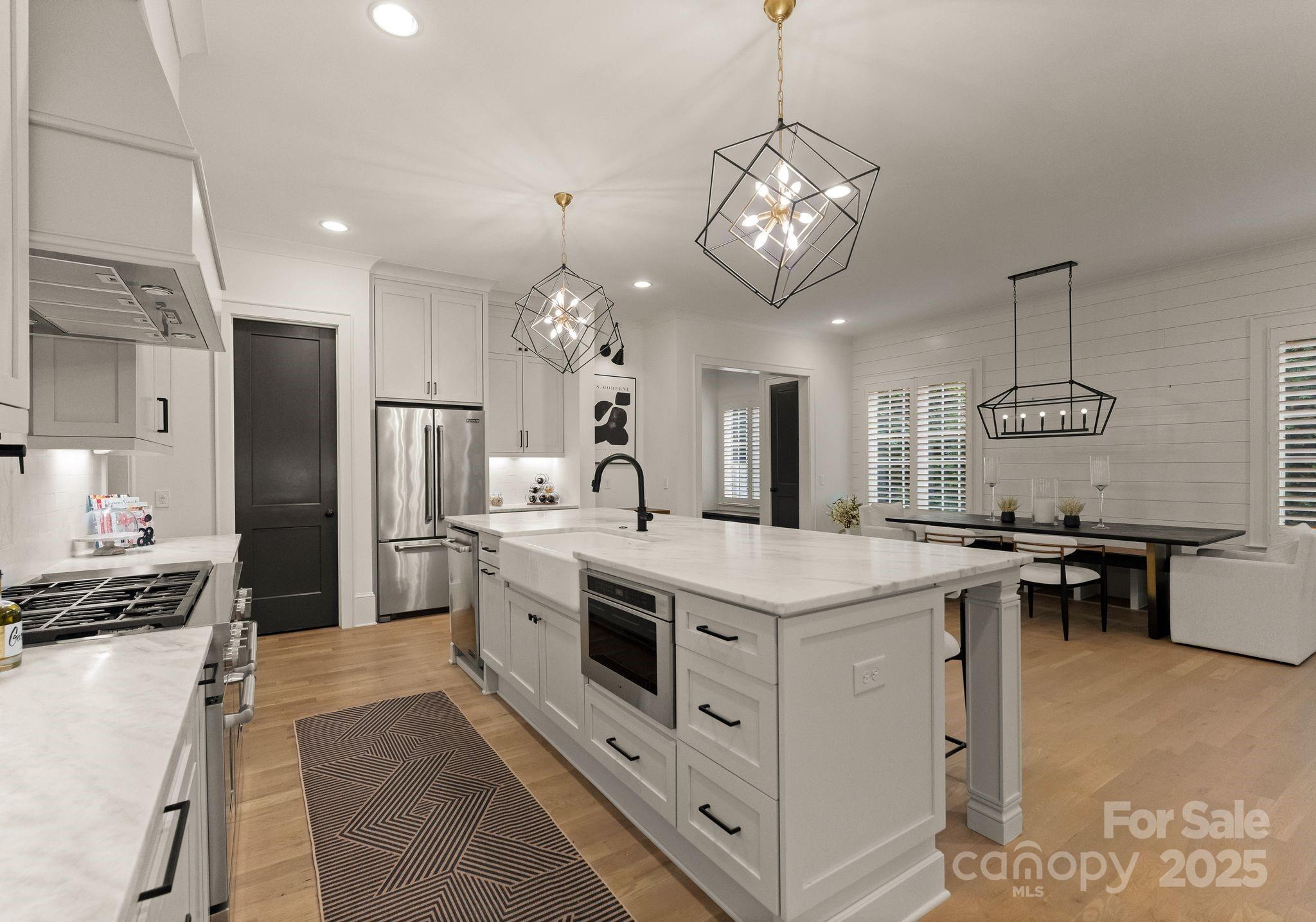 Charlotte, North Carolina 28270, United States, 5 Bedrooms Bedrooms, ,4 BathroomsBathrooms,Residential,Active,151109