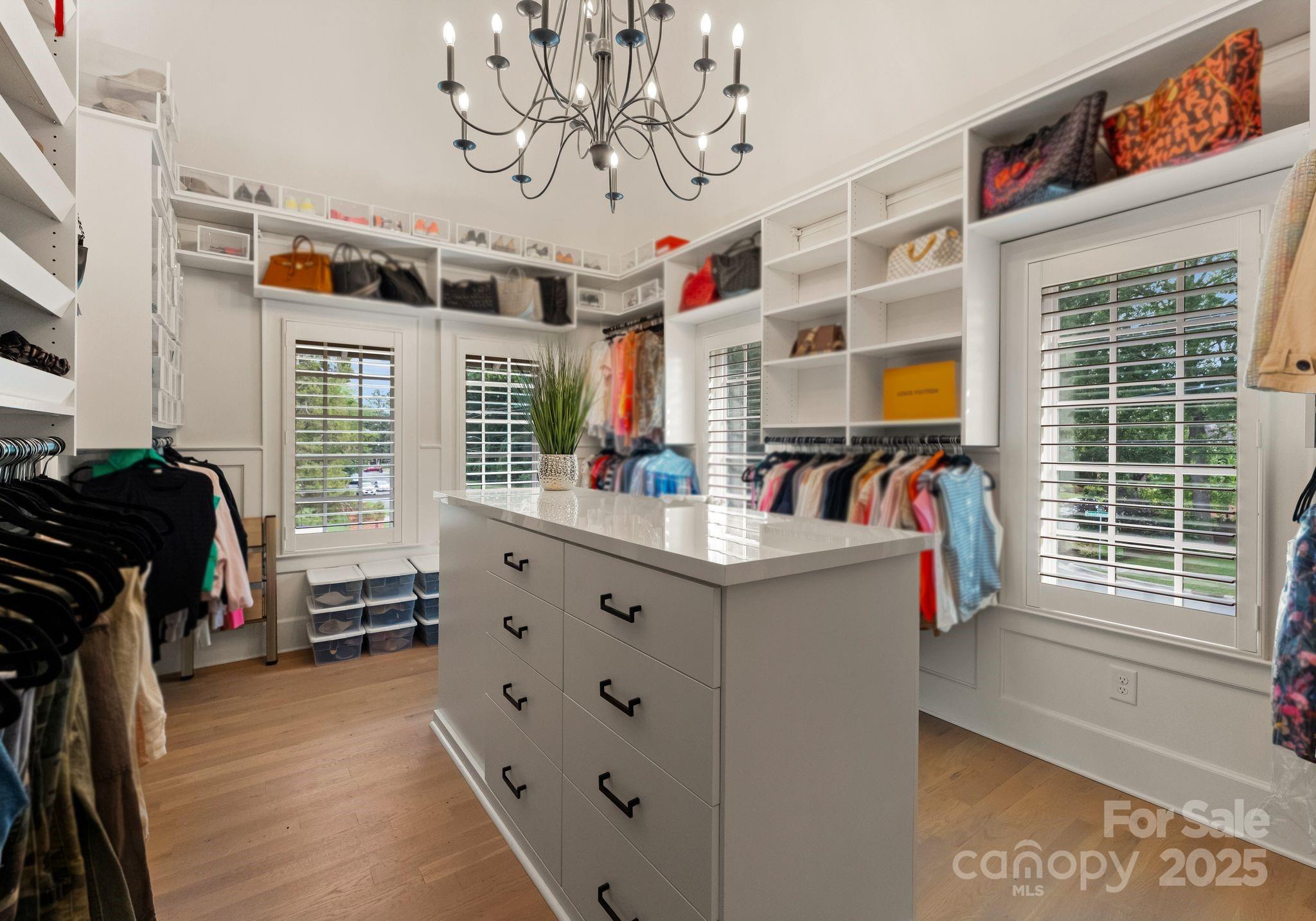 Charlotte, North Carolina 28270, United States, 5 Bedrooms Bedrooms, ,4 BathroomsBathrooms,Residential,Active,151109