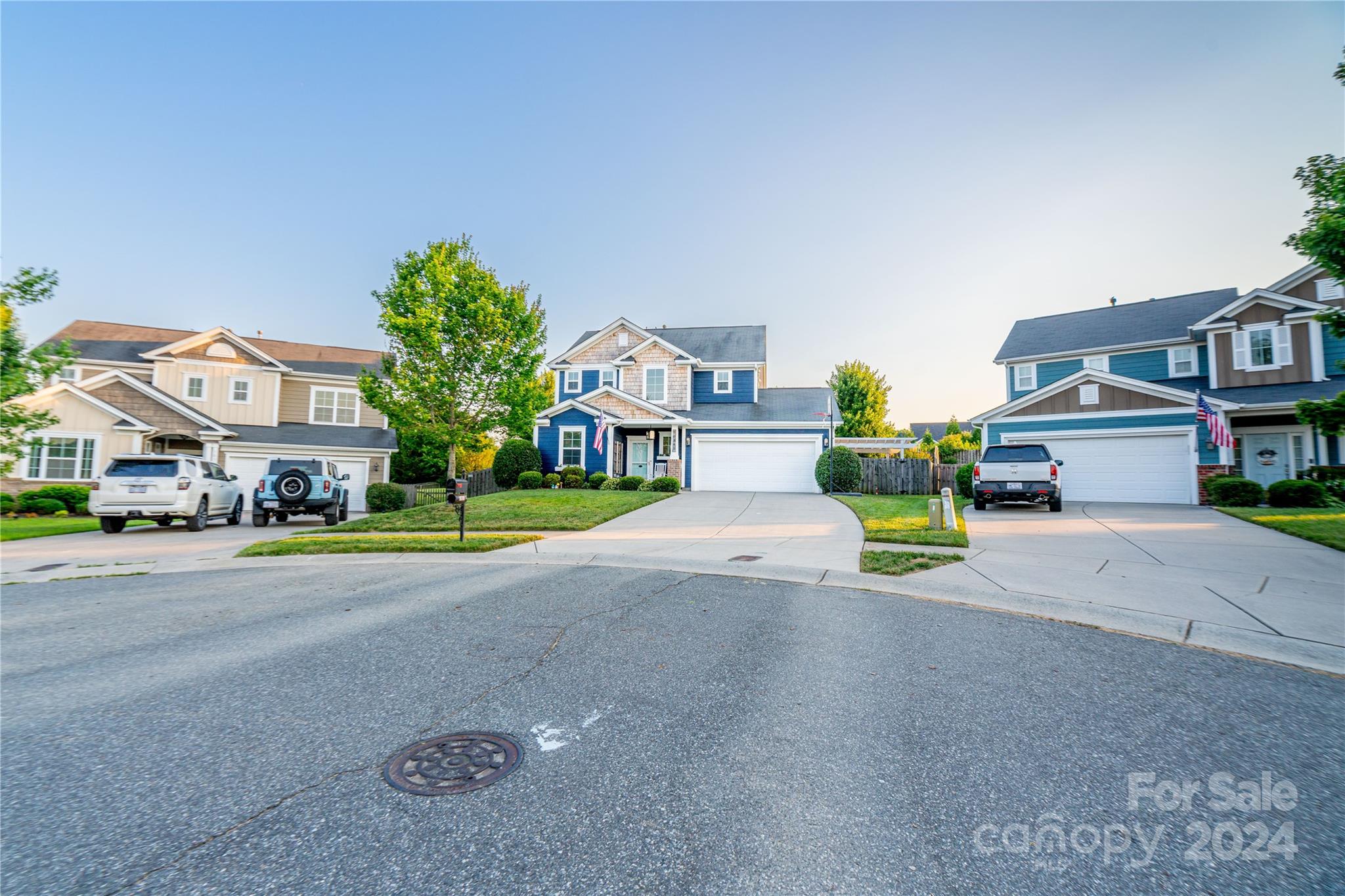 Winding Walk - Residential